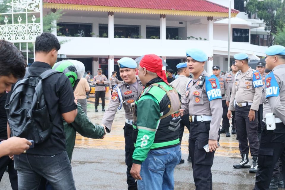 Aksi Damai Aliansi Driver Online Batam