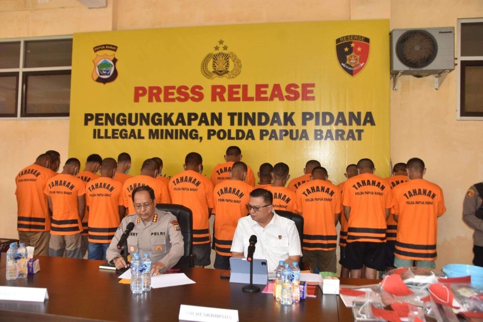 Praktik tambang emas ilegal di Distrik Masni, Kabupaten Manokwari, Papua Barat, berhasil diungkap Direktorat Reserse Kriminal Khusus (Ditreskrimsus) Polda Papua Barat
