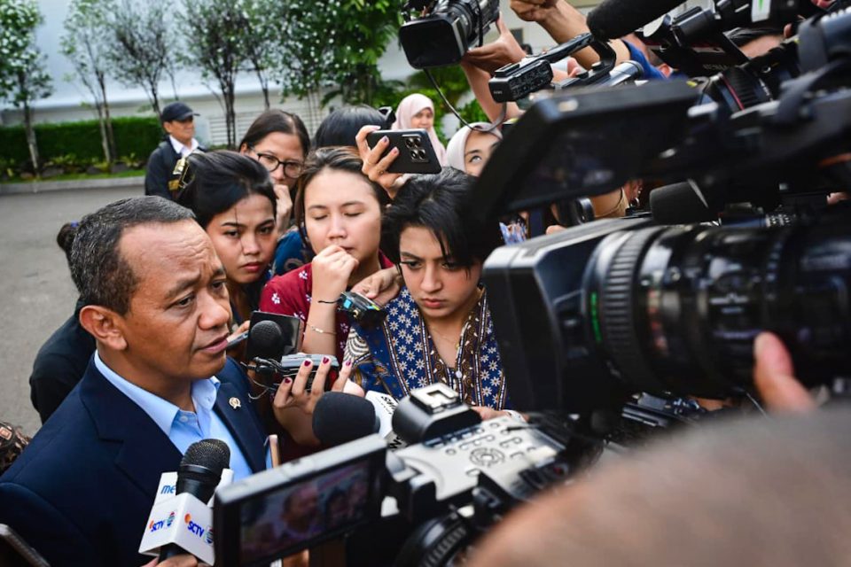 Transisi Energi Targetkan 100 Gigawatt Tenaga Surya