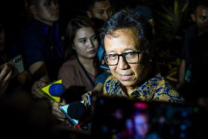 Menteri Kesehatan Budi Gunadi Sadikin menyampaikan keterangan pers kepada awak media di Istana Kepresidenan Jakarta, pada Selasa, 5 Agustus 2025. (Foto: BPMI Setpres)