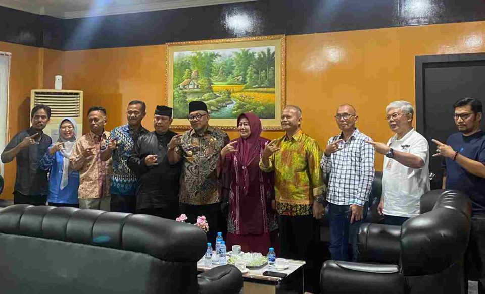 Audiensi Keluarga Besar Rumah Gadang Minang